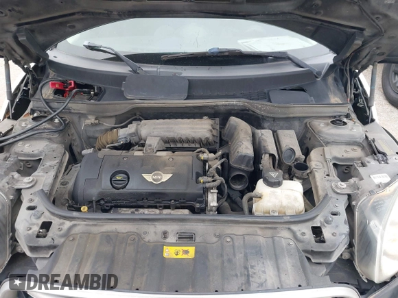 2015 MINI Countryman with VIN WMWZB3C53FWR43819, listed as a IAAI auction lot 41610007 with 134,185 mi miles and . Bid and sale history available at DreamBid. Image 10.