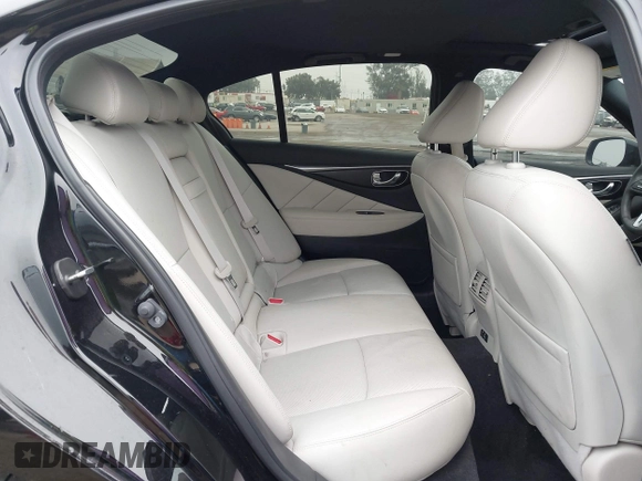 2023 Infiniti Q50 Sensory z VIN JN1EV7CP9PM511527, wystawiony jako IAAI lot #42490195 z przebiegiem 34 031 mil mil oraz . Historia ofert i sprzedaży dostępna na DreamBid. Obrazek 8.