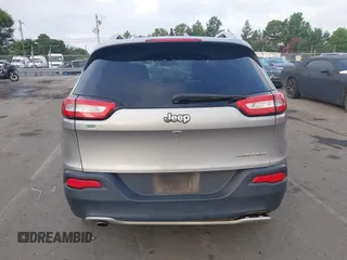 2017 Jeep Cherokee Limited with VIN 1C4PJLDB6HW526697, listed as a IAAI auction lot 42760984 with 191,897 mi miles and . Bid and sale history available at DreamBid. Image 16.