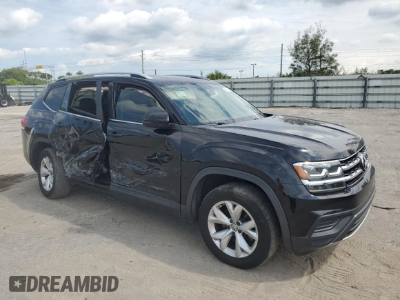 2018 Volkswagen Atlas Launch Edition with VIN 1V2BR2CA7JC510844, listed as a Copart auction lot 76652404 with 130,048 mi miles and Salvage title. Bid and sale history available at DreamBid. Image 4.