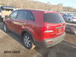 2011 Kia Sorento LX with VIN 5XYKT3A13BG007207, listed as a IAAI auction lot 41800292 with 161,283 mi miles. Bid and sale history available at carsss.com. Image 3.