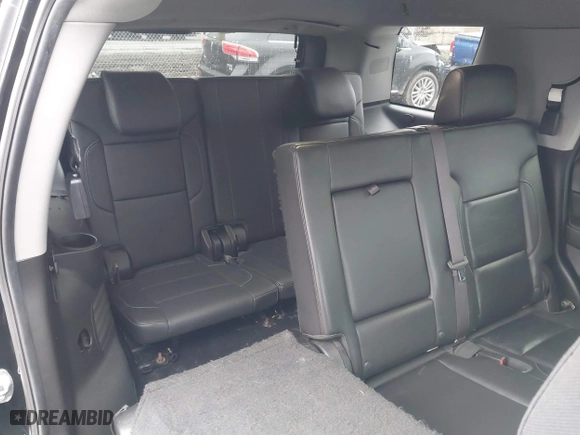 2015 Chevrolet Tahoe Commercial with VIN 1GNSK2EC8FR570602, listed as a IAAI auction lot 41977021 with 115,866 mi miles. Bid and sale history available at carsss.com. Image 8.