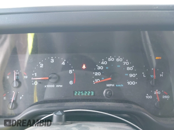2006 Jeep Wrangler Sport z VIN 1J4FA49S06P721223, wystawiony jako IAAI lot #42654272 z przebiegiem 225 223 mil mil oraz . Historia ofert i sprzedaży dostępna na DreamBid. Obrazek 7.