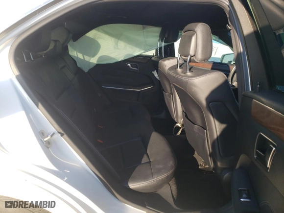 2015 Mercedes-Benz E-Class E 250 BlueTEC Luxury with VIN WDDHF9HB2FB128268, listed as a Copart auction lot 38828733 with 133,930 mi miles. Bid and sale history available at carsss.com. Image 10.