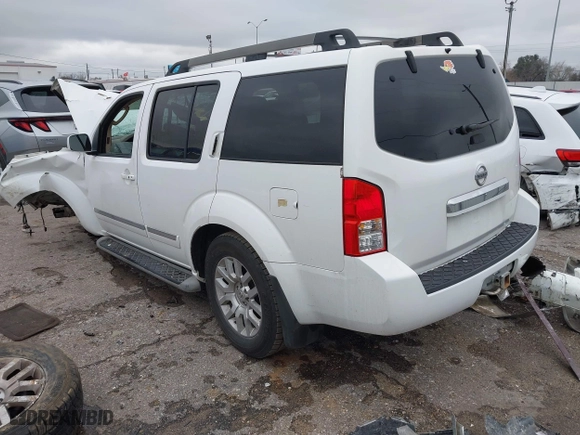2012 Nissan Pathfinder LE with VIN 5N1AR1NN6CC614408, listed as a IAAI auction lot 41243577 with 1 mi miles. Bid and sale history available at carsss.com. Image 3.