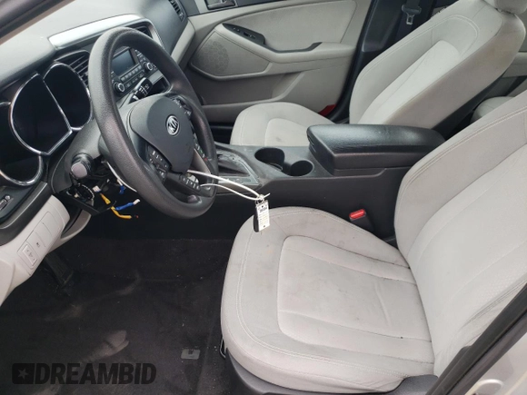 2011 Kia Optima LX with VIN KNAGM4A71B5170005, listed as a Copart auction lot 54307055 with 31,047 mi miles and Salvage Title. Bid and sale history available at carsss.com. Image 7.