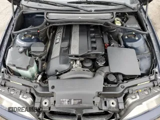 2003 BMW 3 Series 330i with VIN WBAEV53413KM30841, listed as a Copart auction lot 76407924 with 121,102 mi miles and Salvage Title. Bid and sale history available at carsss.com. Image 13.