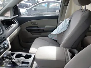2021 Kia Sedona LX with VIN KNDMB5C13M6668648, listed as a IAAI auction lot 41785324 with 52,301 mi miles. Bid and sale history available at carsss.com. Image 5.
