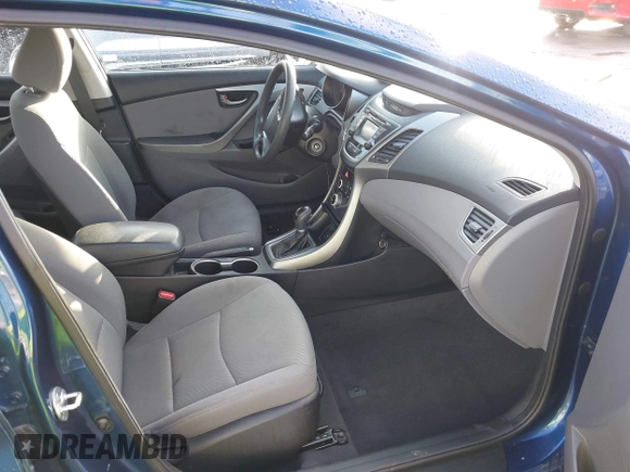 2015 Hyundai Elantra SE z VIN 5NPDH4AEXFH634973, wystawiony jako IAAI lot #41901961 z przebiegiem Nie podano mil oraz . Historia ofert i sprzedaży dostępna na DreamBid. Obrazek 5.