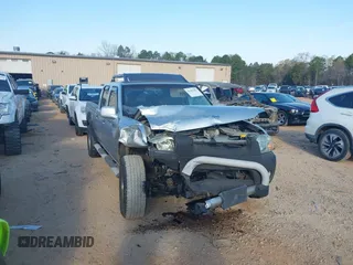 2003 Nissan Frontier SE z VIN 1N6ED29X23C450948, wystawiony jako IAAI lot #41902685 z przebiegiem 209 330 mil mil oraz . Historia ofert i sprzedaży dostępna na DreamBid. Obrazek 1.