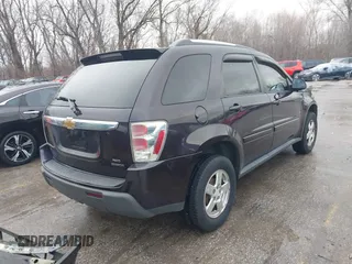 2006 Chevrolet Equinox LT with VIN 2CNDL73F566142938, listed as a IAAI auction lot 41468387 with 173,525 mi miles. Bid and sale history available at carsss.com. Image 4.
