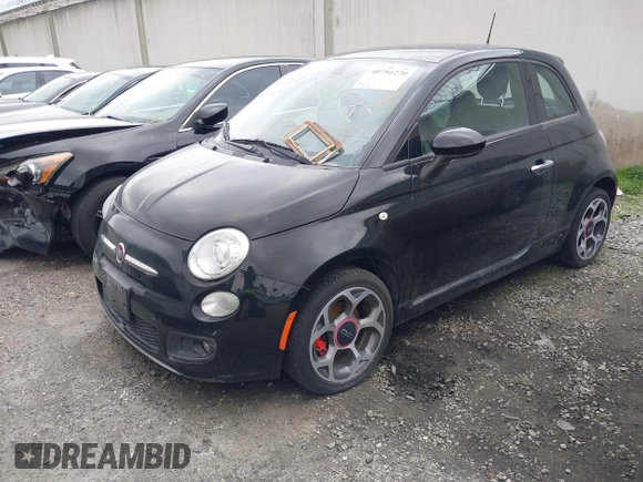 2016 FIAT 500 Sport z VIN 3C3CFFBR3GT133718, wystawiony jako IAAI lot #40791270 z przebiegiem 42 232 mil mil oraz . Historia ofert i sprzedaży dostępna na DreamBid. Obrazek 2.