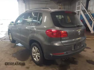 2017 Volkswagen Tiguan S with VIN WVGBV7AX4HK029270, listed as a IAAI auction lot 41984420 with 124,939 mi miles and . Bid and sale history available at DreamBid. Image 3.