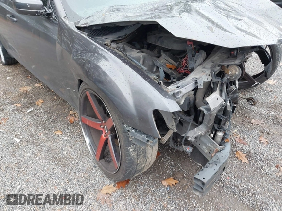 2016 Chrysler 300 S with VIN 2C3CCABG9GH230229, listed as a IAAI auction lot 40937329 with 147,808 mi miles and . Bid and sale history available at DreamBid. Image 18.
