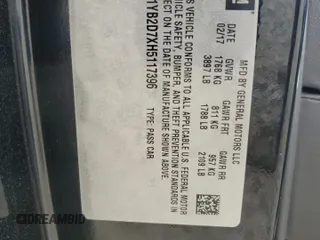 2017 Chevrolet Corvette 1LT z VIN 1G1YB2D7XH5117396, wystawiony jako Copart lot #52410255 z przebiegiem 31 357 mil mil oraz Szkoda całkowita • Salvage title. Historia ofert i sprzedaży dostępna na DreamBid. Obrazek 12.
