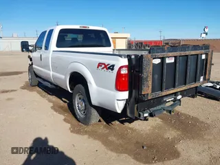 2016 Ford Super Duty F-250 SRW XLT with VIN 1FT7X2B69GEB31013, listed as a IAAI auction lot 41168398 with 157,138 mi miles. Bid and sale history available at carsss.com. Image 3.