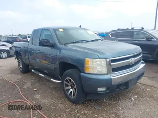 2008 Chevrolet Silverado 1500 1LT with VIN 2GCEC19J481224418, listed as a IAAI auction lot 42161836 with 328,762 mi miles and . Bid and sale history available at DreamBid. Image 1.