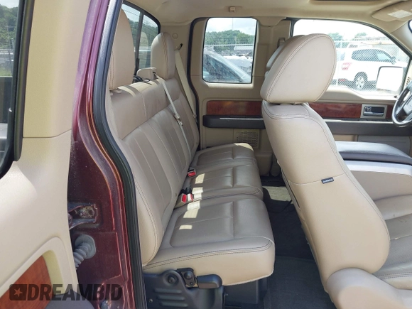2010 Ford F-150 XL z VIN 1FTFX1EV1AKB05829, wystawiony jako IAAI lot #42680405 z przebiegiem 202 818 mil mil oraz . Historia ofert i sprzedaży dostępna na DreamBid. Obrazek 8.