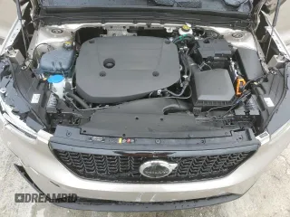 2024 Volvo XC40 Ultimate Dark Theme z VIN YV4L12UM1R2281761, wystawiony jako Copart lot #65295704 z przebiegiem 6 113 mil mil oraz Szkoda całkowita • Salvage title. Historia ofert i sprzedaży dostępna na DreamBid. Obrazek 13.