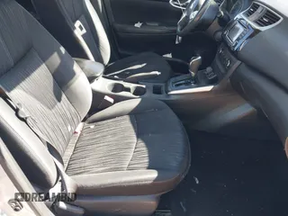 2017 Nissan Sentra S z VIN 3N1AB7AP4HY244967, wystawiony jako IAAI lot #41741001 z przebiegiem 144 817 mil mil oraz . Historia ofert i sprzedaży dostępna na DreamBid. Obrazek 5.