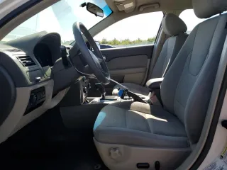 2012 Ford Fusion SE with VIN 3FAHP0HA5CR365828, listed as a Copart auction lot 61581295 with 142,207 mi miles and Salvage title. Bid and sale history available at DreamBid. Image 7.
