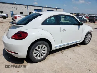 2019 Volkswagen Beetle S с VIN 3VWFD7AT0KM714028, выставлен на аукционе Copart как лот 59209825 с пробегом 180 489 миль миль и Списание • Salvage title. История ставок и продаж доступна на DreamBid. Изображение 3.