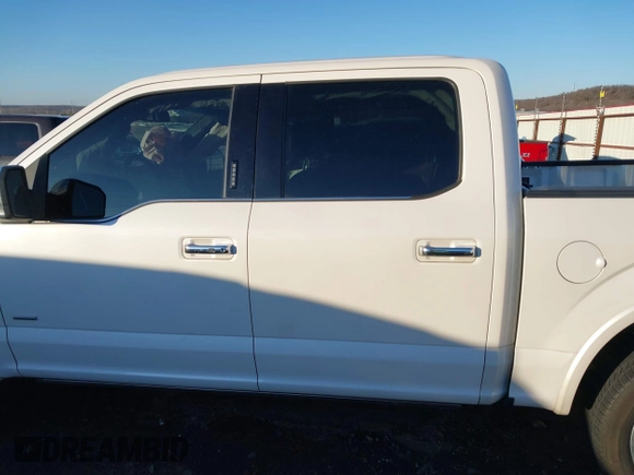 2015 Ford F-150 XLT with VIN 1FTEW1EG2FFB22090, listed as a IAAI auction lot 41269904 with 151,465 mi miles. Bid and sale history available at carsss.com. Image 15.
