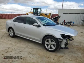 2013 Volkswagen Passat SE w/Sunroof & Nav with VIN 1VWBP7A37DC139517, listed as a Copart auction lot 48500645 with 86,871 mi miles and Salvage Title. Bid and sale history available at carsss.com. Image 4.