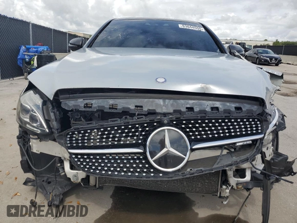 2017 Mercedes-Benz C 43 AMG z VIN 55SWF6EBXHU183022, wystawiony jako Copart lot #63044555 z przebiegiem 115 191 mil mil oraz Czysty tytuł • Clean title. Historia ofert i sprzedaży dostępna na DreamBid. Obrazek 5.