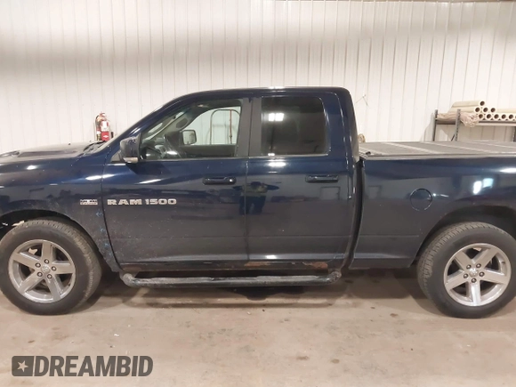 2012 Ram 1500 Sport с VIN 1C6RD7HT4CS175967, выставлен на аукционе IAAI как лот 41841023 с пробегом 185 783 миль миль и . История ставок и продаж доступна на DreamBid. Изображение 15.