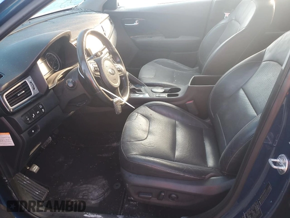 2019 Kia Niro Touring with VIN KNDCE3LC5K5235117, listed as a Copart auction lot 82282574 with 81,362 mi miles and Salvage Title. Bid and sale history available at carsss.com. Image 7.