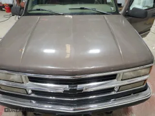 1998 Chevrolet Tahoe with VIN 1GNEK13R0WJ302401, listed as a Copart auction lot 47196925 with 202,595 mi miles and Salvage Title. Bid and sale history available at carsss.com. Image 13.