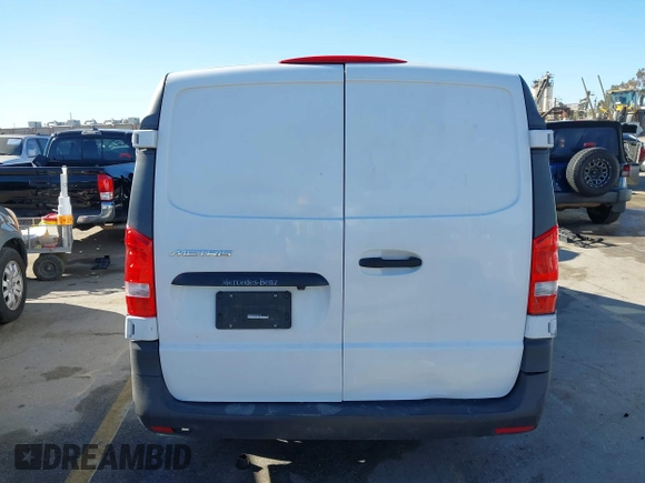 2019 Mercedes-Benz Metris Cargo z VIN WD3PG2EAXK3530575, wystawiony jako IAAI lot #41813709 z przebiegiem 136 174 mil mil oraz . Historia ofert i sprzedaży dostępna na DreamBid. Obrazek 17.