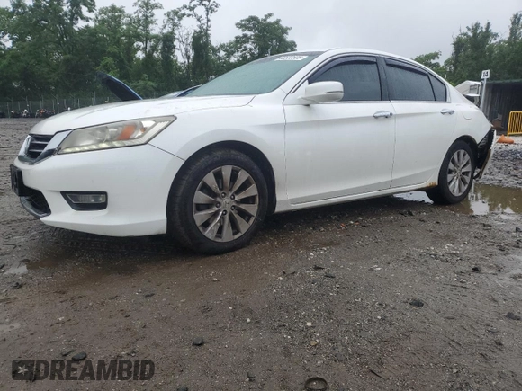 2013 Honda Accord Touring with VIN 1HGCR3F95DA026072, listed as a Copart auction lot 60533505 with 183,784 mi miles and Salvage title. Bid and sale history available at DreamBid. Image 1.