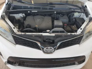 2019 Toyota Sienna SE z VIN 5TDXZ3DCXKS965992, wystawiony jako Copart lot #48266905 z przebiegiem 133 395 mil mil oraz Szkoda całkowita • Salvage title. Historia ofert i sprzedaży dostępna na DreamBid. Obrazek 13.