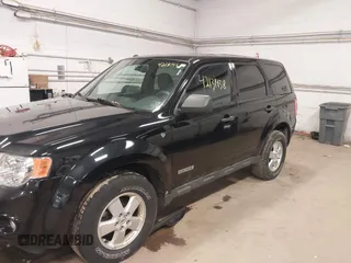 2008 Ford Escape XLT with VIN 1FMCU93108KA04863, listed as a IAAI auction lot 42131438 with 126,439 mi miles. Bid and sale history available at carsss.com. Image 6.