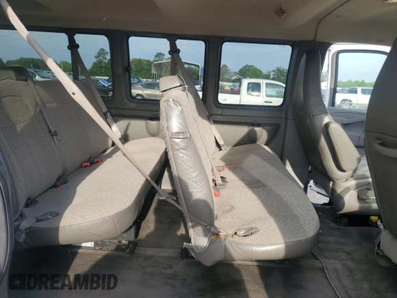 2016 Chevrolet Express Passenger LT z VIN 1GAZGPFG8G1292493, wystawiony jako Copart lot #56396295 z przebiegiem 88 768 mil mil oraz Czysty tytuł • Clean title. Historia ofert i sprzedaży dostępna na DreamBid. Obrazek 11.