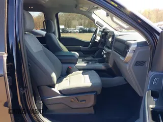 2023 Ford F-150 XL с VIN 1FTEW1EPXPKE64735, выставлен на аукционе IAAI как лот 42060985 с пробегом 18 974 миль миль и . История ставок и продаж доступна на DreamBid. Изображение 5.