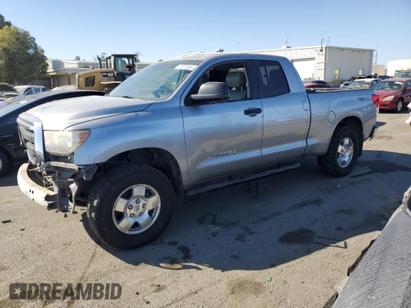 2012 Toyota Tundra 4WD Truck with VIN 5TFUM5F12CX031331, listed as a Copart auction lot 73571524 with 273,611 mi miles and Salvage Title. Bid and sale history available at carsss.com. Image 1.