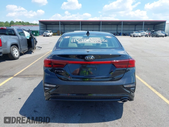 2019 Kia Forte LXS z VIN 3KPF24AD7KE102404, wystawiony jako IAAI lot #42571520 z przebiegiem 61 502 mil mil oraz . Historia ofert i sprzedaży dostępna na DreamBid. Obrazek 16.