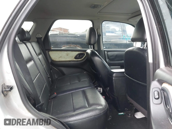 2005 Ford Escape Limited z VIN 1FMCU94195KB15941, wystawiony jako IAAI lot #42182691 z przebiegiem 193 304 mil mil oraz . Historia ofert i sprzedaży dostępna na DreamBid. Obrazek 8.