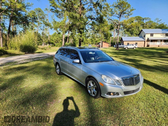2011 Mercedes-Benz E 350 Luxury with VIN WDDHH8HB0BA291828, listed as a Copart auction lot 53397705 with 132,902 mi miles and Clean Title. Bid and sale history available at DreamBid. Image 1.