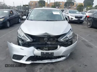 2017 Nissan Sentra SV z VIN 3N1AB7APXHY333457, wystawiony jako IAAI lot #41241645 z przebiegiem Nie podano mil oraz . Historia ofert i sprzedaży dostępna na DreamBid. Obrazek 11.