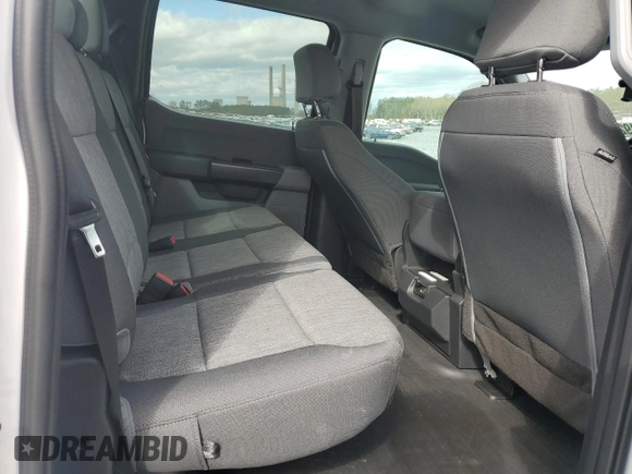 2023 Ford F-150 XL с VIN 1FTEW1EP8PFA03624, выставлен на аукционе Copart как лот 49273815 с пробегом 35 218 миль миль и Списание • Salvage title. История ставок и продаж доступна на DreamBid. Изображение 10.