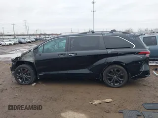 2021 Toyota Sienna XSE with VIN 5TDDRKEC7MS036230, listed as a IAAI auction lot 41454720 with 49,650 mi miles and . Bid and sale history available at DreamBid. Image 15.