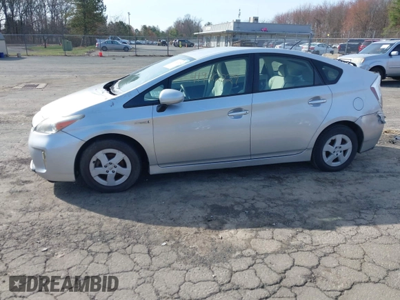 2011 Toyota Prius I with VIN JTDKN3DU7B5327736, listed as a IAAI auction lot 41922229 with 210,028 mi miles. Bid and sale history available at carsss.com. Image 15.