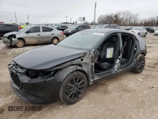 2021 Mazda Mazda3 Hatchback Premium with VIN JM1BPBML1M1345302, listed as a Copart auction lot 43620195 with 44,346 mi miles and Salvage Title. Bid and sale history available at carsss.com. Image 1.