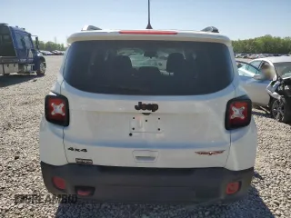 2023 Jeep Renegade Trailhawk z VIN ZACNJDC11PPP11965, wystawiony jako Copart lot #53273365 z przebiegiem 31 205 mil mil oraz Szkoda całkowita • Salvage title. Historia ofert i sprzedaży dostępna na DreamBid. Obrazek 6.