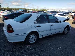 1998 Mercedes-Benz C 230/260/280/320 with VIN WDBHA29G0WF679266, listed as a Copart auction lot 86760014 with 253,165 mi miles and Salvage Title. Bid and sale history available at carsss.com. Image 3.
