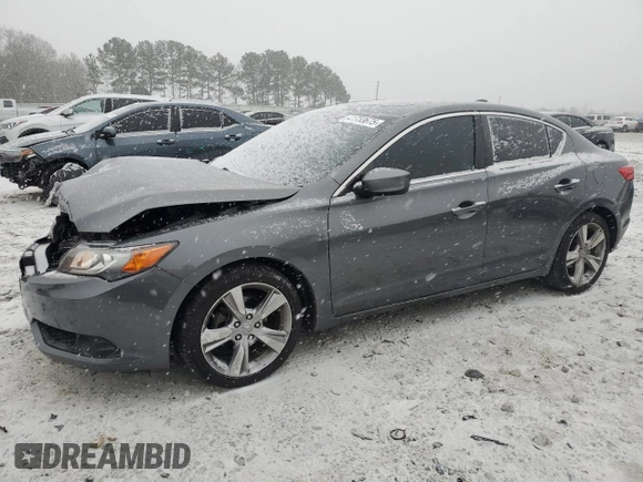 2013 Acura ILX Premium Pkg with VIN 19VDE1F51DE002275, listed as a Copart auction lot 41733675 with 186,136 mi miles and Salvage Title. Bid and sale history available at carsss.com. Image 1.